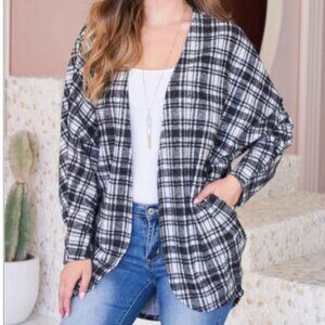 PLAID ROUND HEM POCKET OPEN CARDIGAN- BLACK & WHITE!